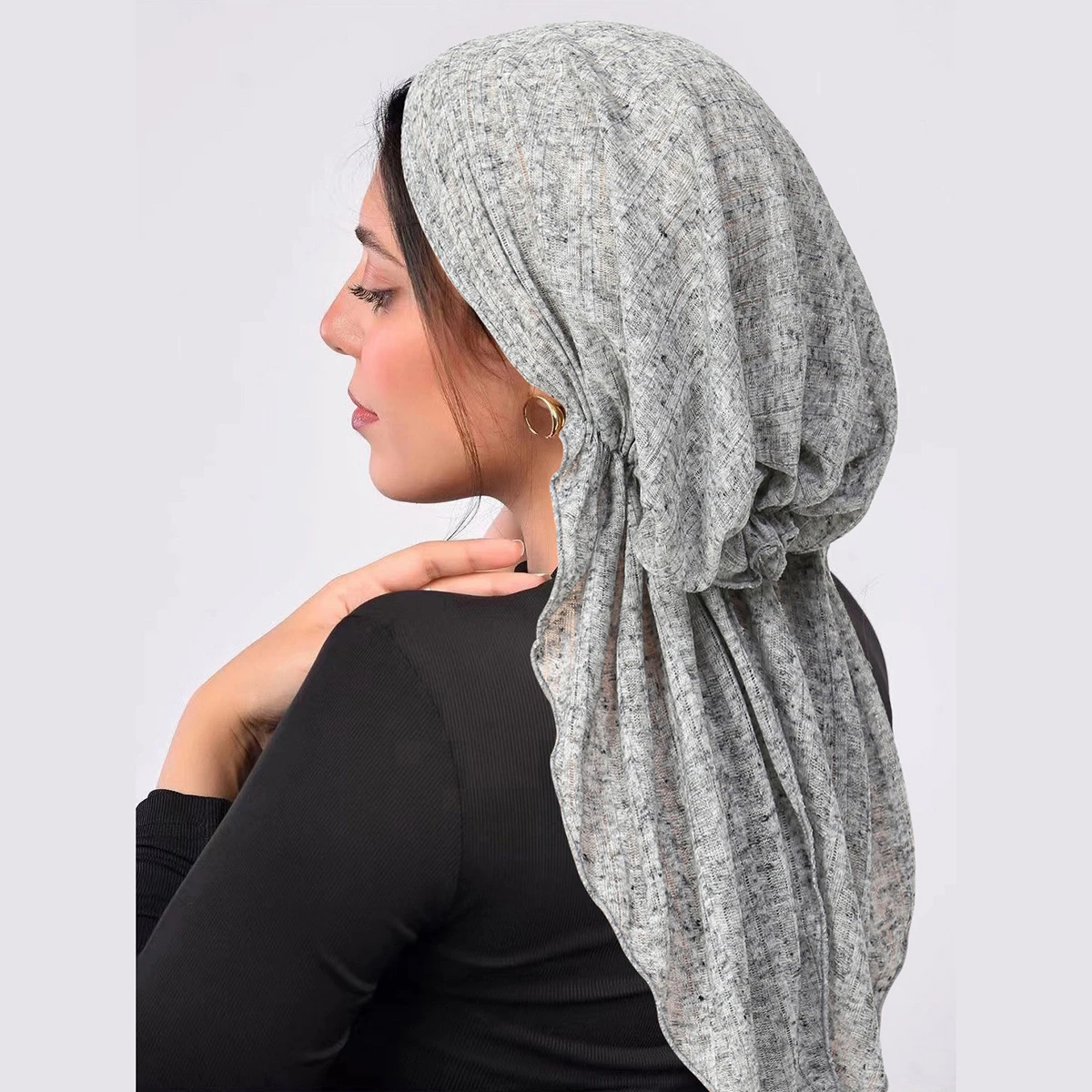 2026 New Solid Color Crinkle Muslim Hijab Caps Wrap Head Soft Elastic Long Tail Turban Bonnet Fashion Women Headdress Wearable