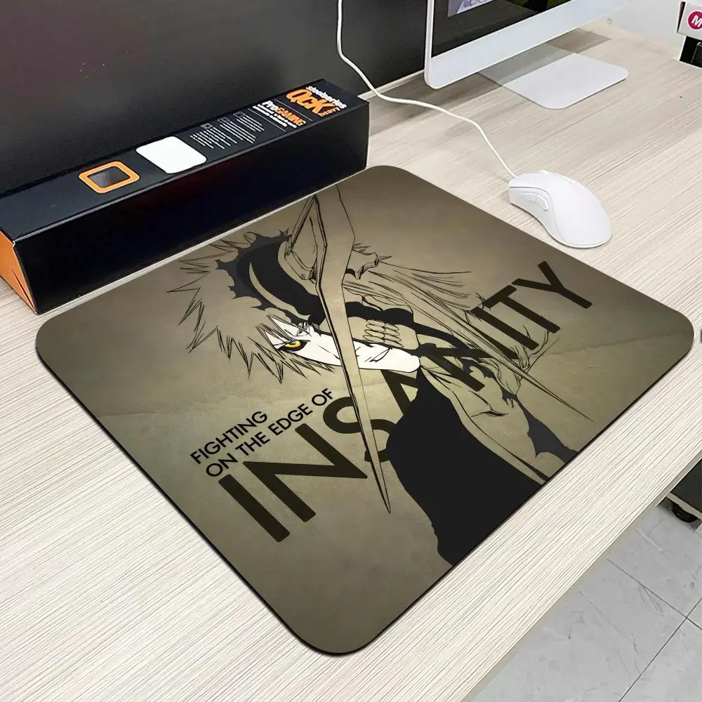 

Bleach Kurosaki Ichigo Kuchiki Rukia коврик для мыши в стиле аниме, маленькие офисные коврики для стола, компьютерные аксессуары, моющаяся нескользящая резина с