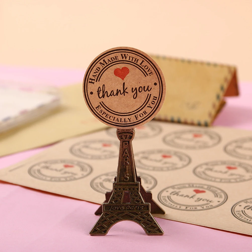 

500pcs Round Kraft Paper Sealing Stickers Roll Heart Pattern Baking Packaging Candy Bag Strong Adhesive Self-Sticking Peel-Off