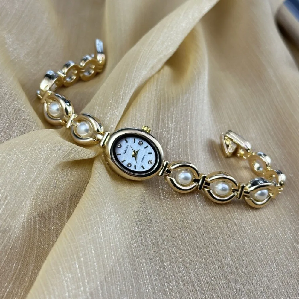 Fashion Women Watch Vintage Pearl Inlaid Strap Bracelet Watch Luxury Gift Ladies Quartz Watches Oval Dial Wristwatches
