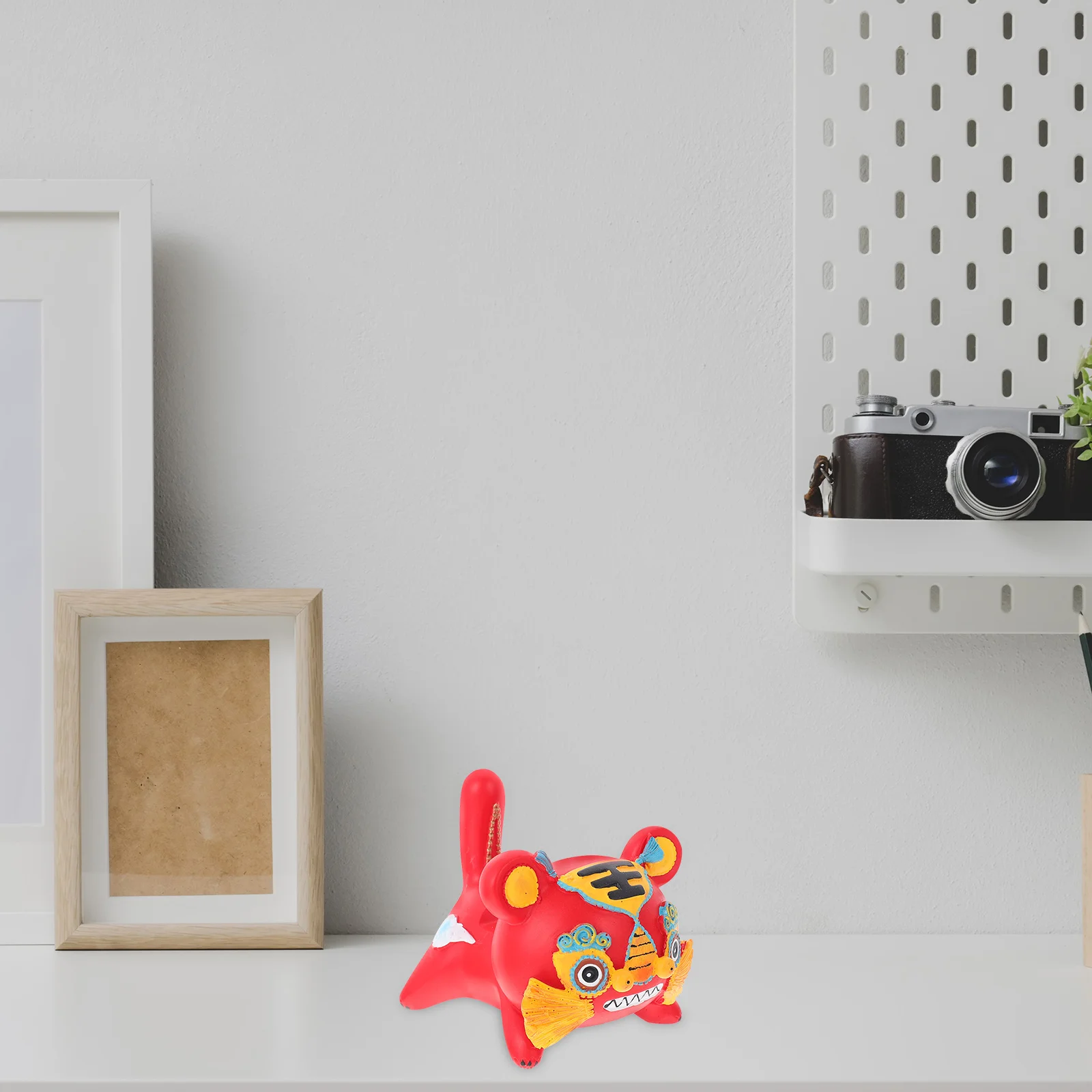 

1Pcs Lucky Tiger Mascot Ornament Creative Desktop Decor Small Resin Tiger Statue Home Bonsai Garden Adornment New Year Gift