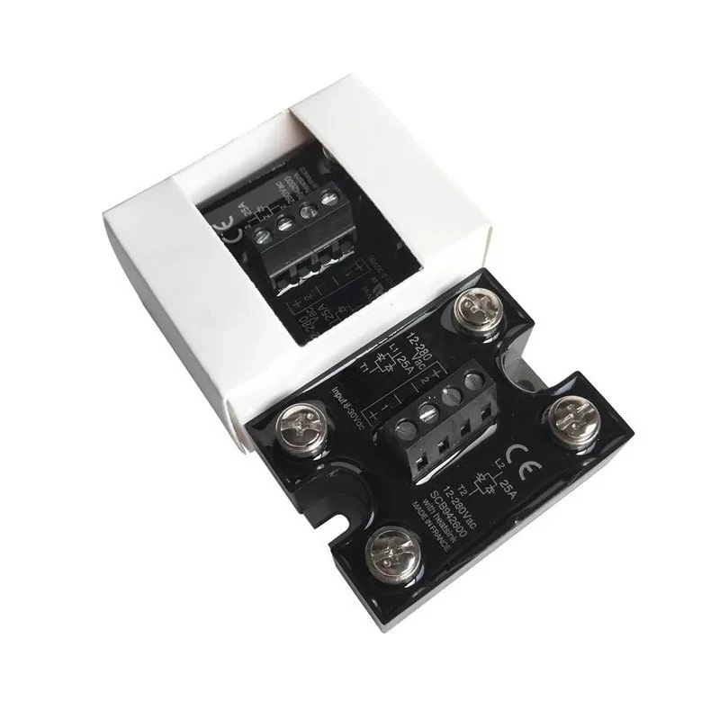 

Solid State Relay With Heatsink 10-30VDC Input 24-600VAC Output 12A/25A/50A