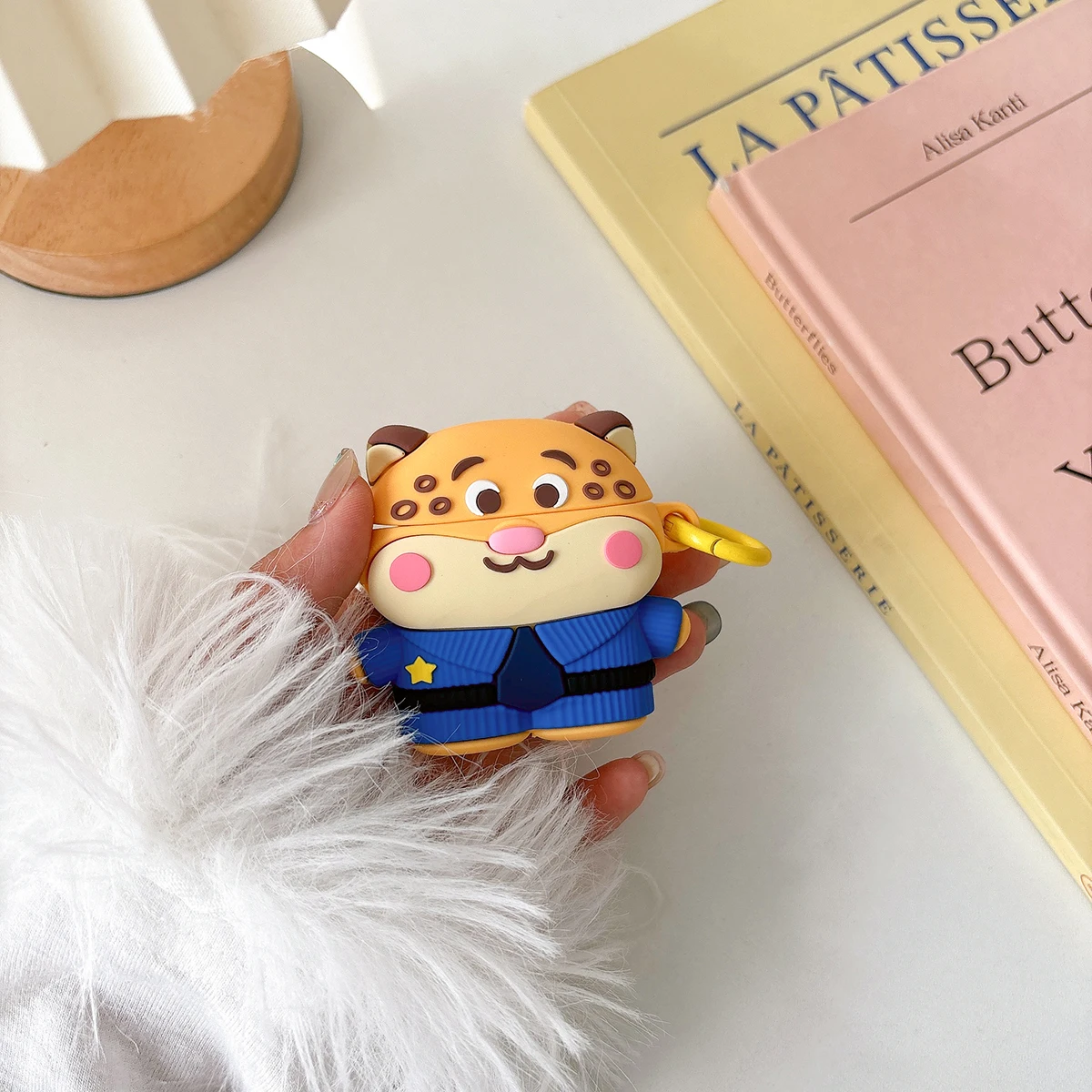 Zootopia Clawhauser Police Officer Panther For Airpods 1 2 3 4 Pro Pro 2 Silicone Earphone Case Accessories Cover