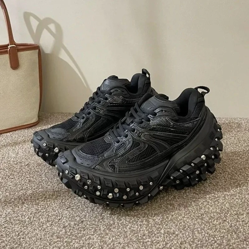 Metal Rivet Men Sneakers women Shoes Man Male All Match Increasing Casual Designer Luxury Brand Runway Unisex Shoes for Men