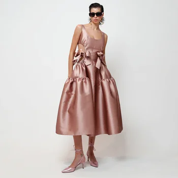 2023 Couture Maxi-Abschlussballkleider aus Seidensatin, Neuankömmling, ärmellos, mit Ausschnitten, Schleifen, einzigartiges formelles Partykleid, Tee-Länge-Abendkleid