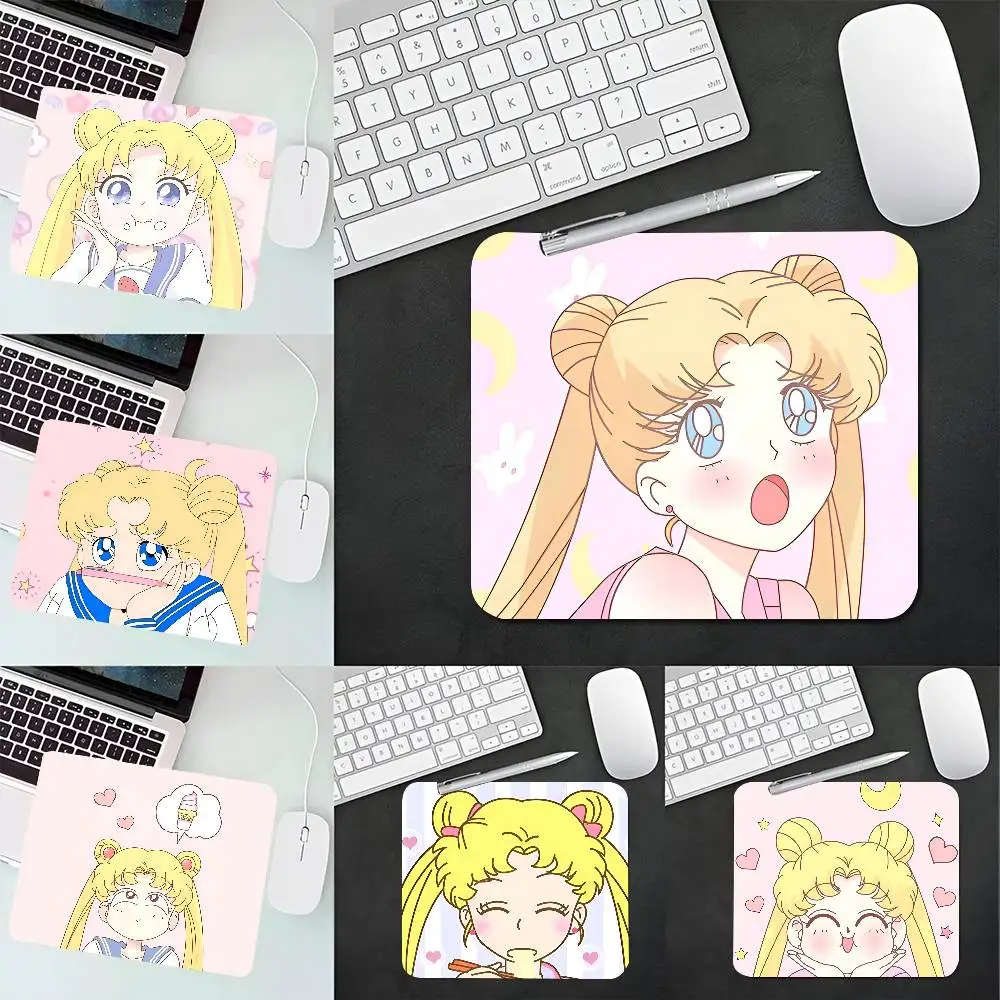 Image of Anime Mousepad Kleines LockEdge Mauspad für Gamer Computer Schreibtischunterlage Rechteckig S-Sailors Moons Anti-Rutsch-Gummi