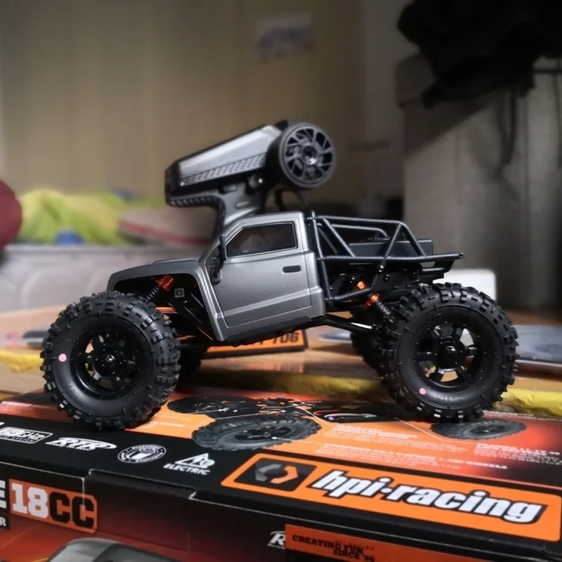 

HPI VENTURE18 CC FLUX 1:18 Бесщеточный электрический внедорожный краулер 4WD на радиоуправлении для соревнований, готовый к заезду (RTR)