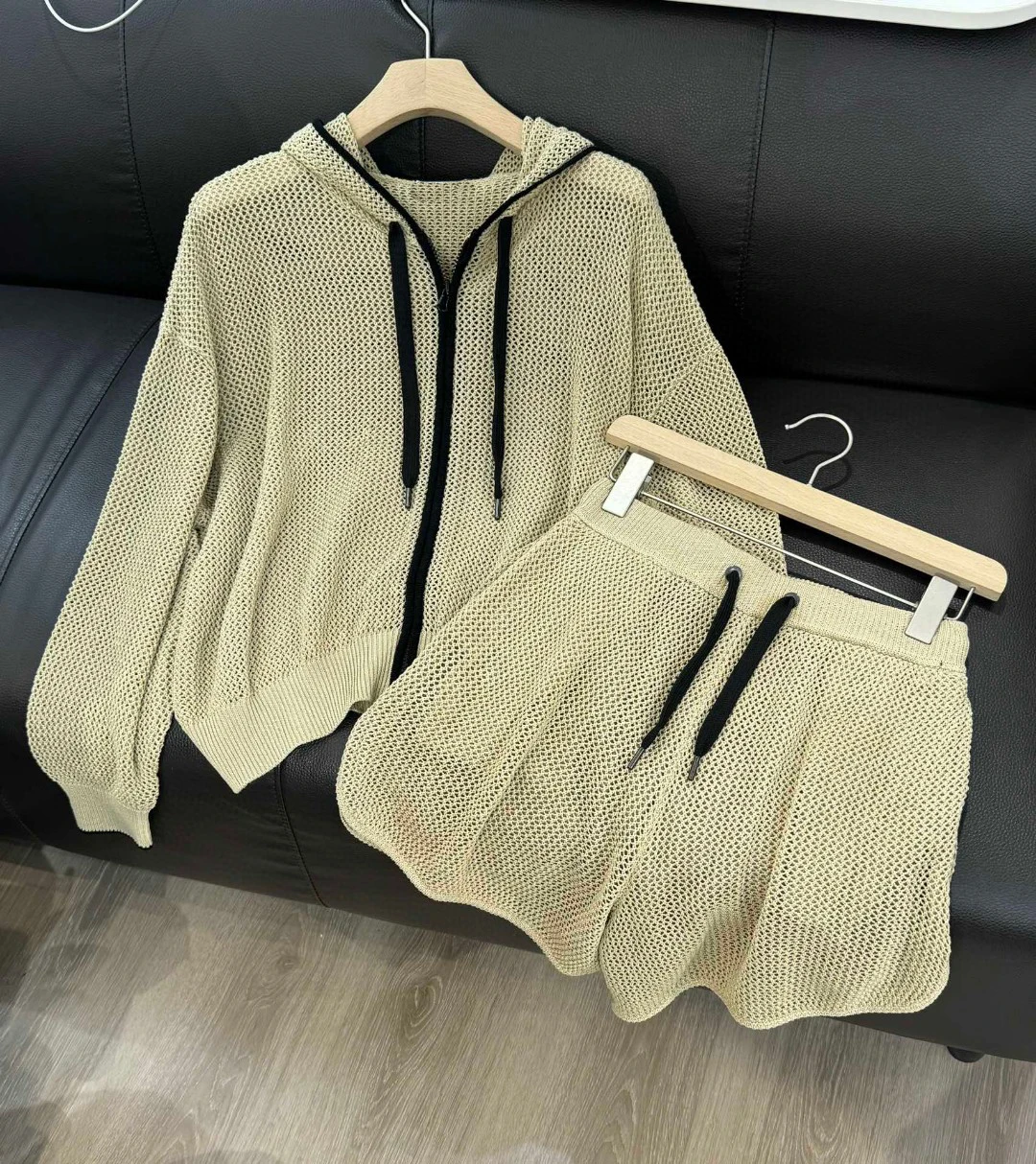 Casual high quality shiny mesh knitted shorts set