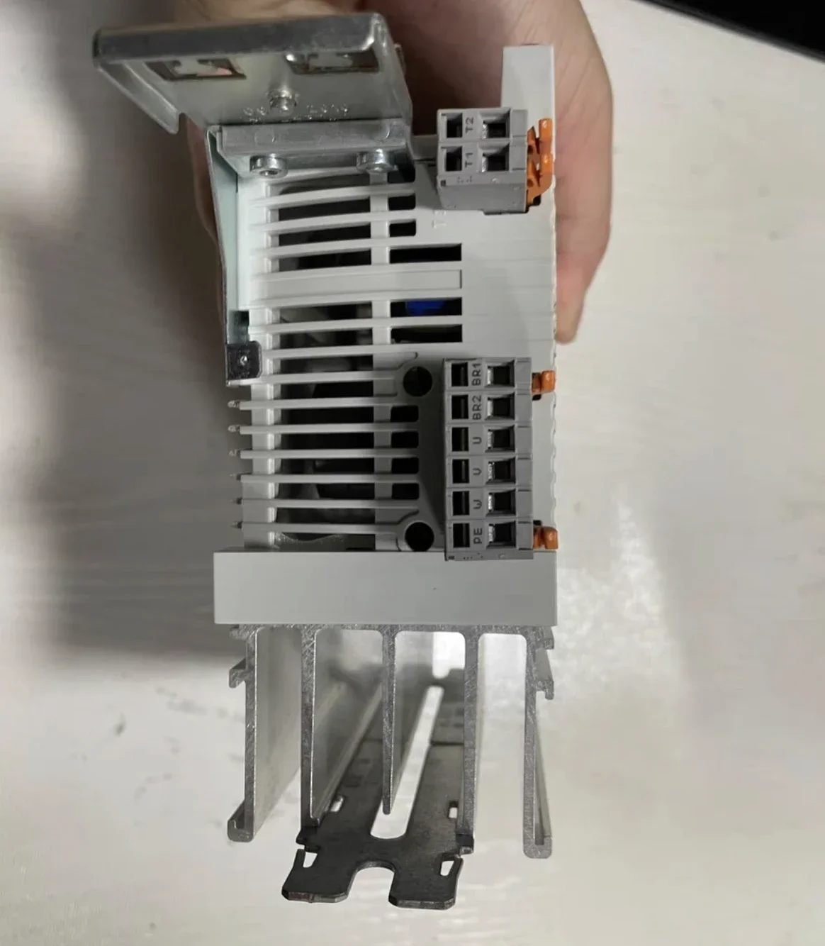 E82EV371K2C converter Second-hand