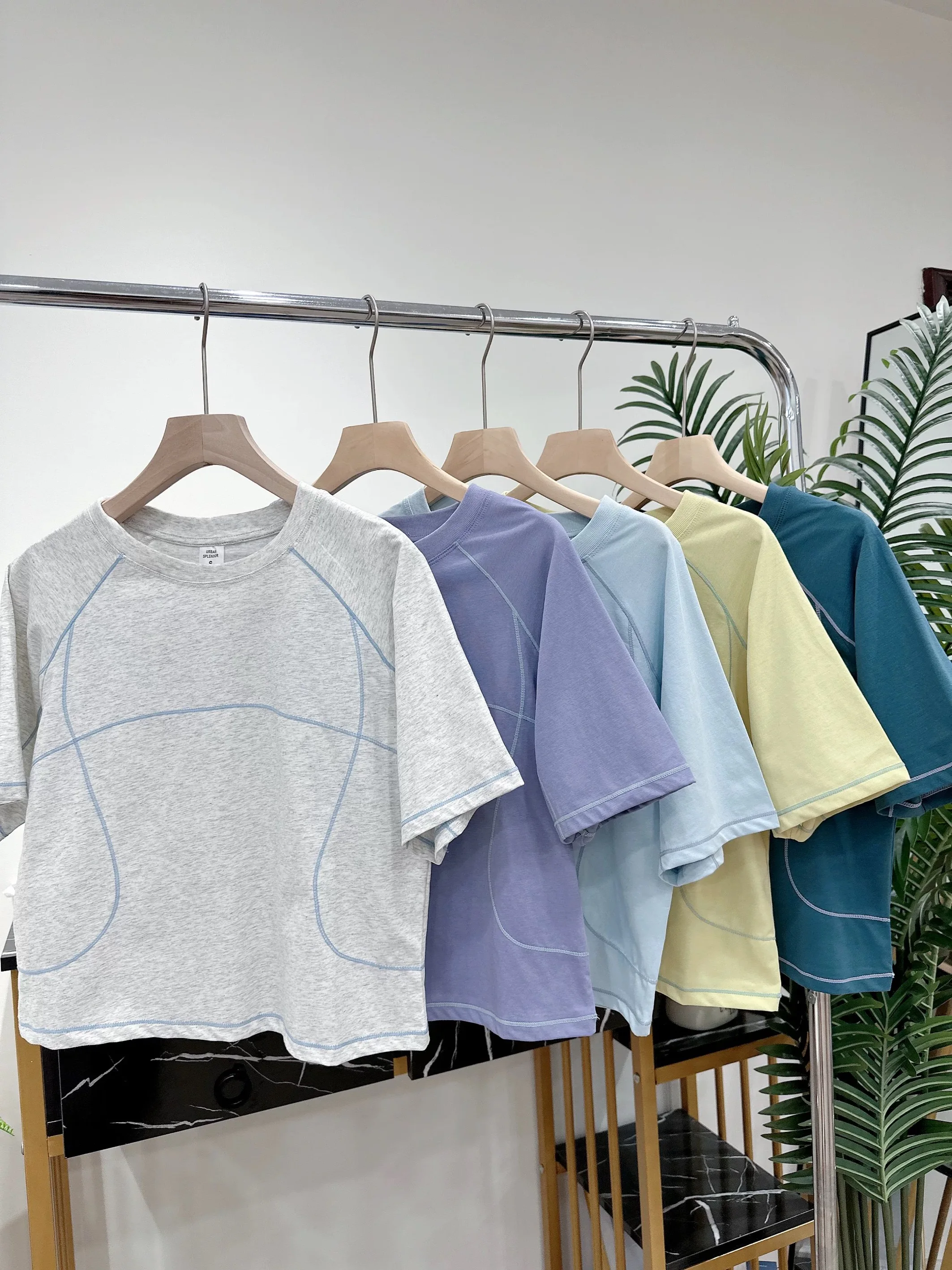 

Women's Moisture-Wicking Quick-Dry Loose Fit round Neck Short Sleeve Training Sport T-Shirt Comfortable Cotton Polyester Blend