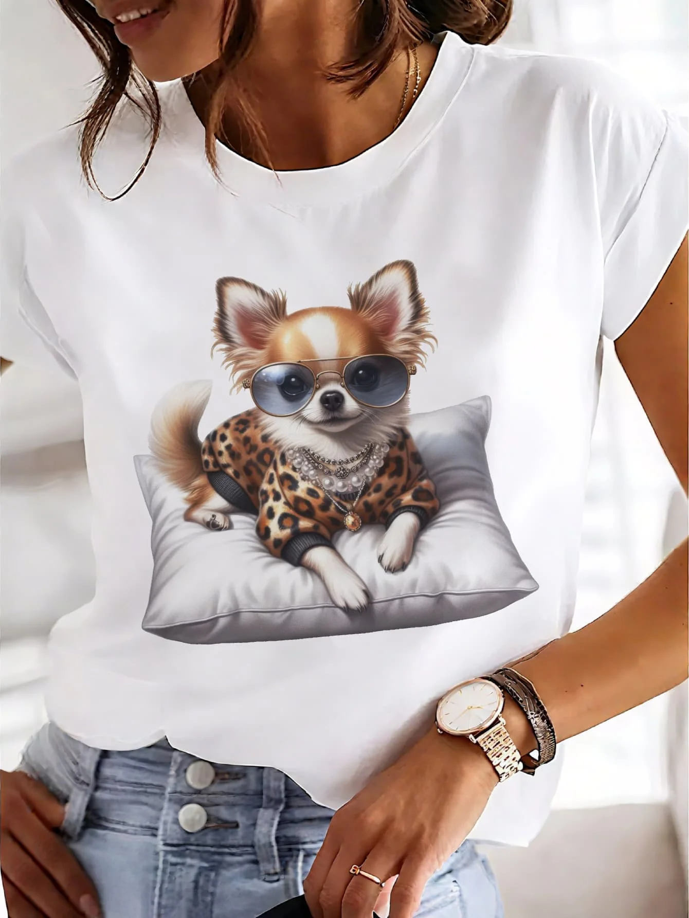 

White Loose Crew Neck Women's T-shirt with Leopard Print Puppy and Pillow Print,Casual Outfit for Valentine's Day Dates