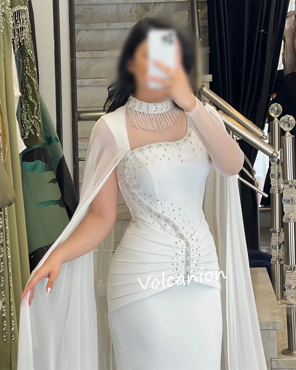 Abiti lunghi a tromba con collo alto e perline in chiffon con paillettes personalizzati Occasioni su misura Serata formale squisita