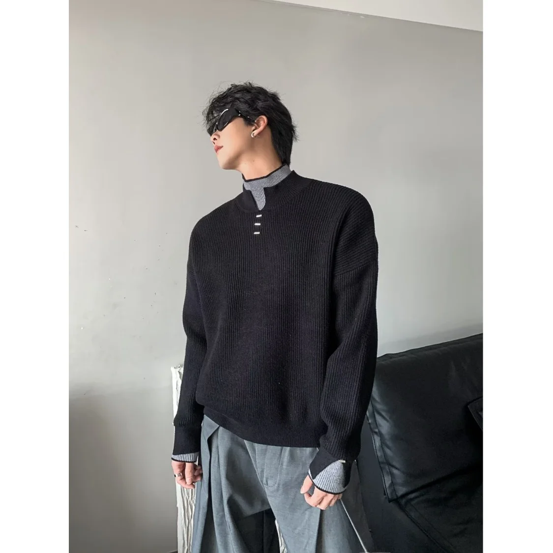 

Повседневный двухслойный цветной блузка с высоким воротником, мужской трикотаж, дышащий мягкий полиэфирный волокно, длинный осенний топ обычного кроя