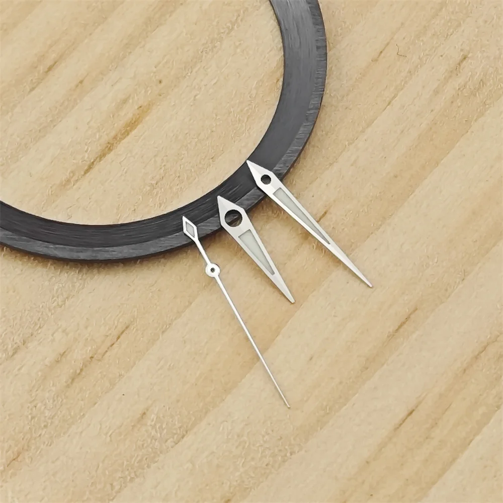 ตัวชี้ NH35น้ำผีสีฟ้าสีเขียวส่องสว่างตัวชี้2824ของนาฬิกาดำน้ำ2836สวิตเซอร์แลนด์เพลากลางของโรงงาน C