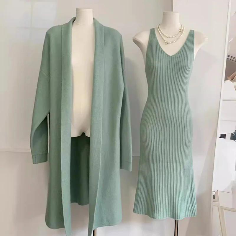 Mode Damen Zweiteilige Kleine Duftende Stil V-ausschnitt Kleid Dünne Gestrickte Anzug Lose Strickjacke Medium Elastische Temperament Anzug Fit