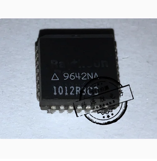 IC NEW 100%   1012R3C3  PLCC28    Brand new genuine product