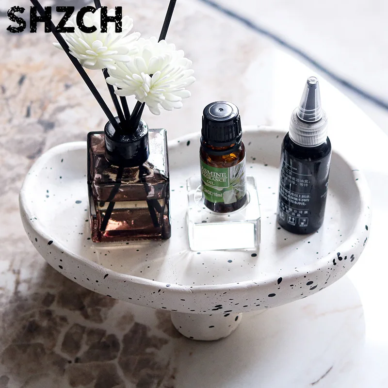 Nordic Resin Tripod Tray Aroma Stand for Entryway Table Glasses Holder Jewelry Catchall Home Decor Storage Organizer