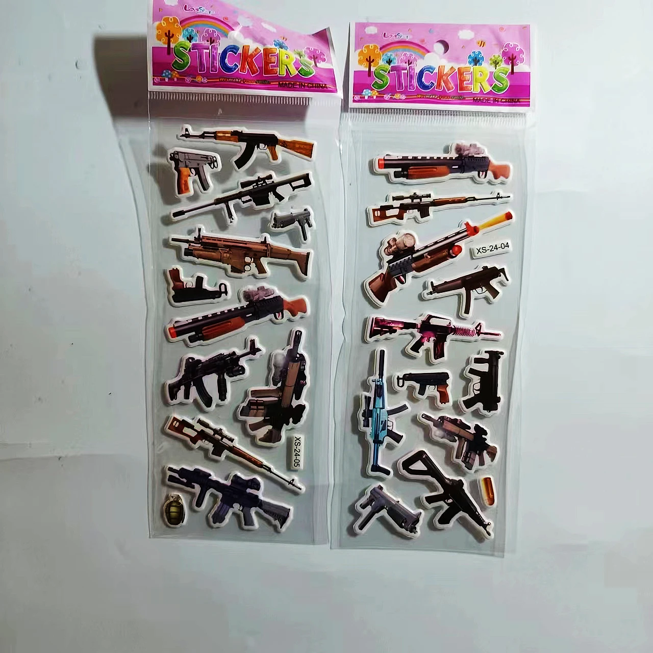 6pcs Pistol Gun Sticker With Sniper Gun AK-47 Desert Eagle M16 Rifle Revolver Submachine Gun Bubble Sticker for Reward Boys Gift