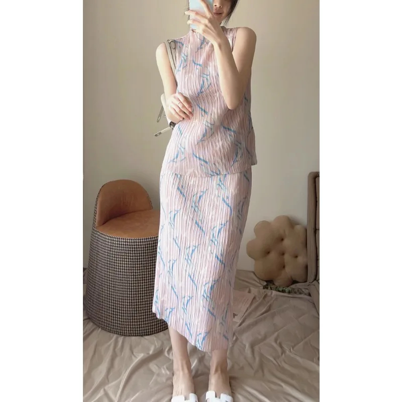 

Pleated Korean Edition Elegant Retro Print High Neck Tank Top Half Skirt Set of 2 Summer Fashion High Grade Half Skirt Set