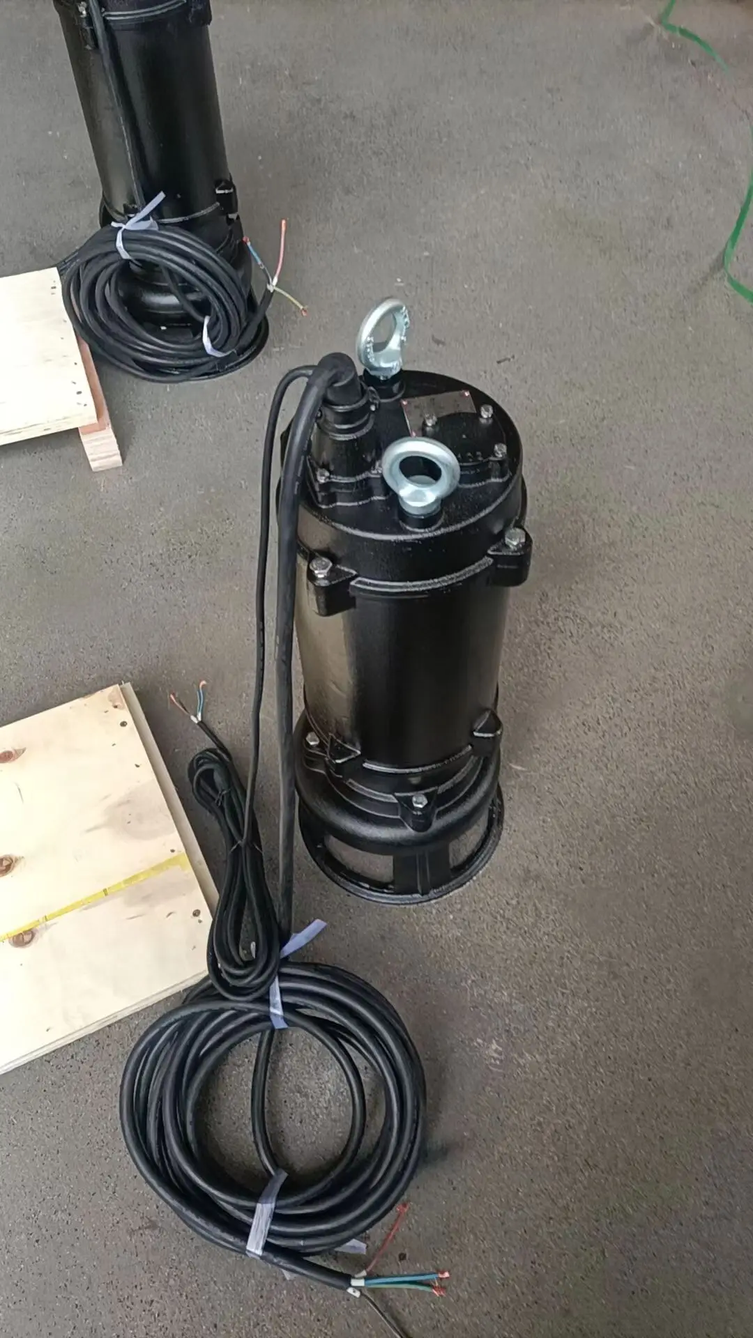 مضخة مياه الصرف الصحي الغاطسة غير القابلة للانسداد، غلاف حديد الزهر ذاتي التحضير، مضخة الحمأة لإزالة الماء بالضغط المنخفض OEM