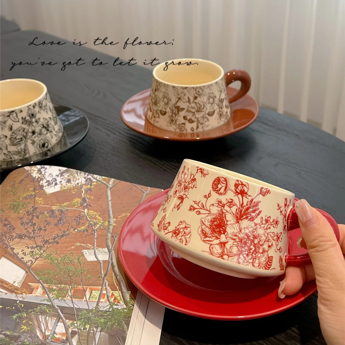 

Creative Cerc Coffee Cup with Handle And Saucer ternoon Tea Flower Pulling Latte Cup And Plate Chinese Ancient Sle