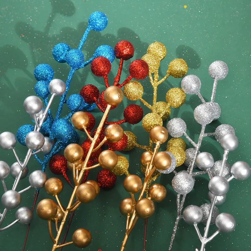 Yannew 40pcs Glitter Christmas Branch Artificial Berries Stems Pine Needle Picks Spray for Xmas Tree Decor Ornaments DIY Crafts