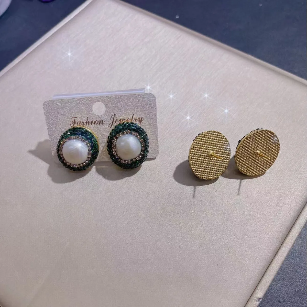 

Natural Baroque pearl earrings handmade inlaid with Czech craftsmanship fine fashion cross-border personalized jewelry earrings