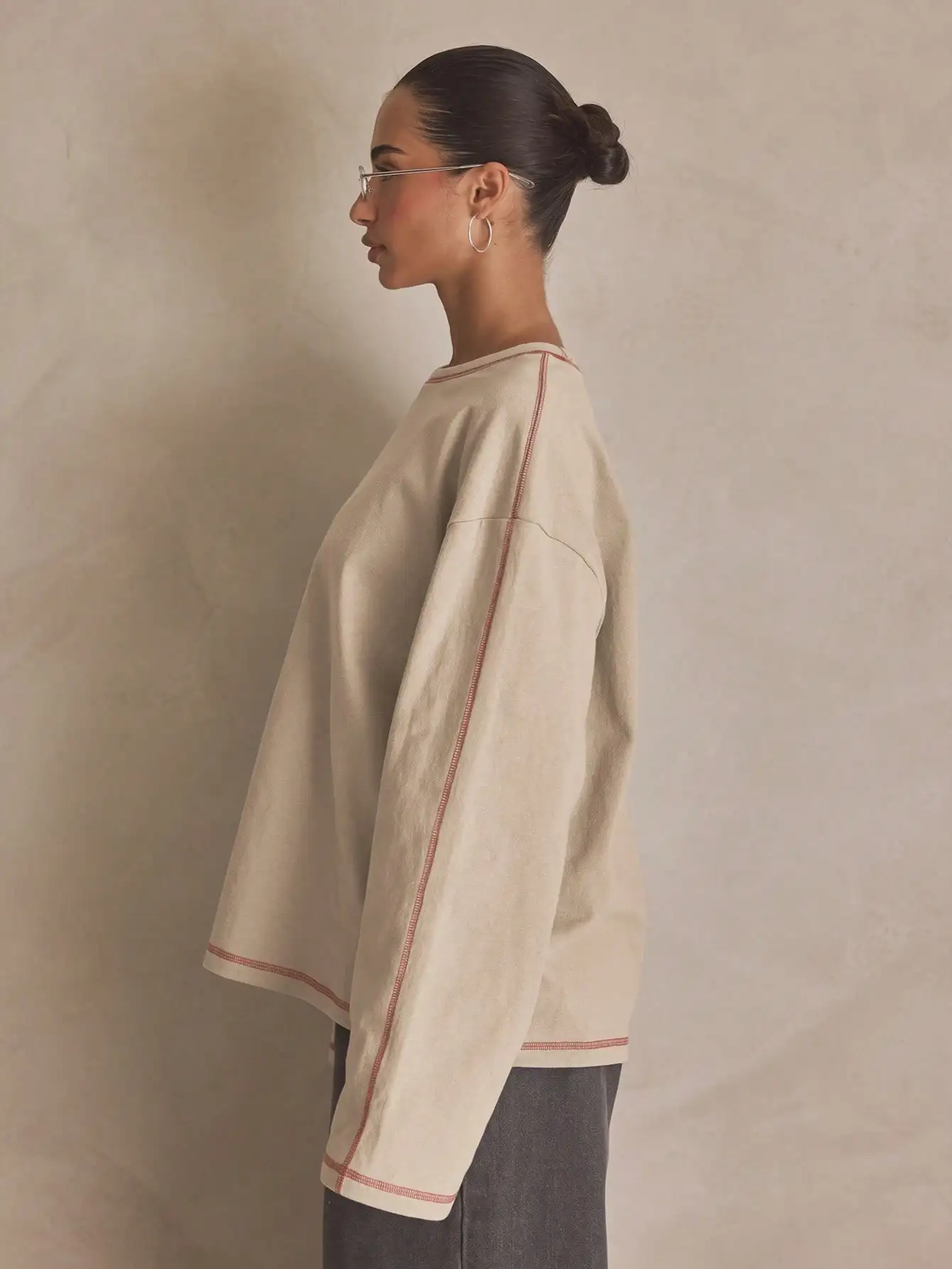 Womens Oversized Washed Long Sleeve T Shirt 90s Grunge Retro Indie Aesthetic Crewneck Pullover Top Solid Mineral Wash Charcoal Grey Raw Hem Dropped Shoulder Slouchy Relaxed Fit For Autumn Spring Everyday Campus Streetwear Thanksgiving Christmas Gift