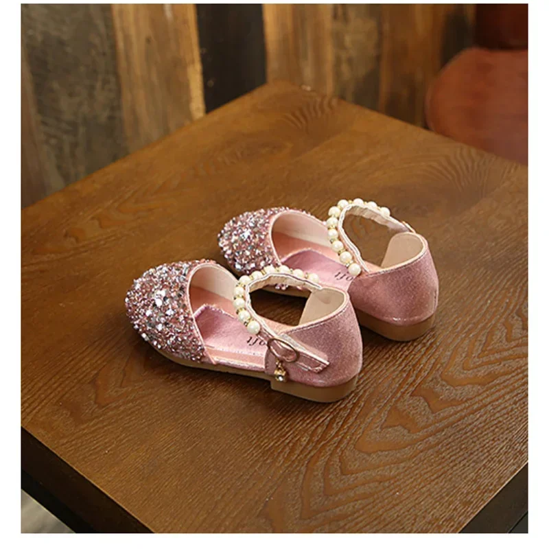 

New Girls Kids Shoes Princess Sandals Crystal Toddler Baotou Type Stage Props Shoes Child Breathable Soft Bottom Student Sandals