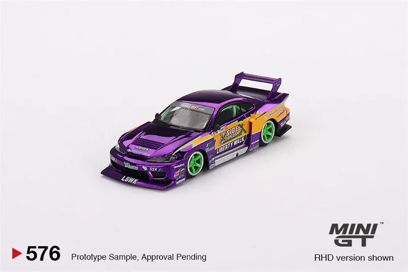 

MINI GT 1:64 S15 SILVIA LB-Super Silhouette #555 2022 LHD Diecast Model Car