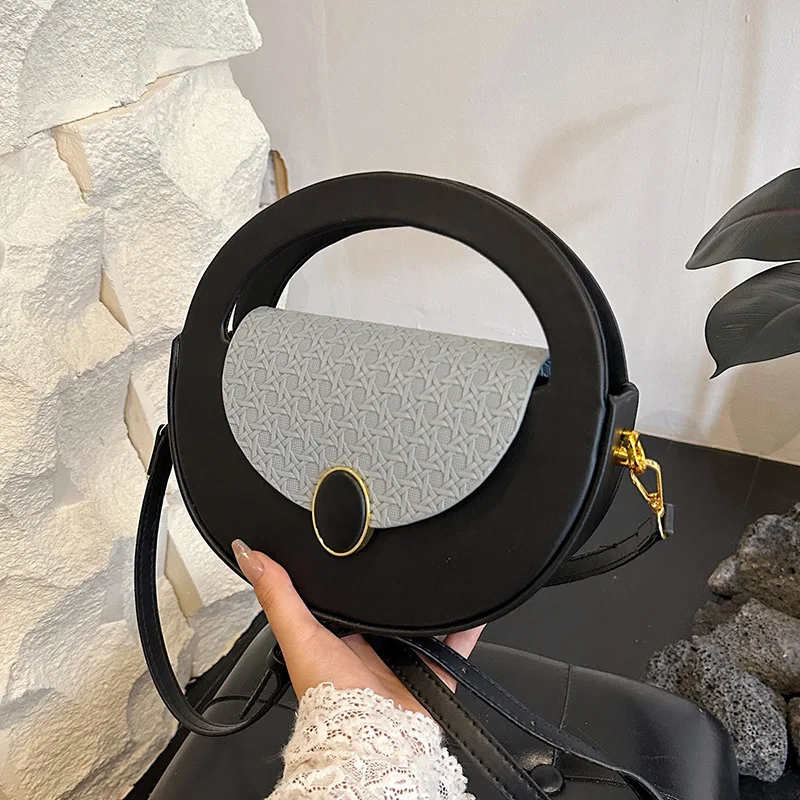 

Winter Popular New Fashion Versatile Women's Bags 2026 New Trendy Designer Simple Noble and Elegant Commuter Women's Bags