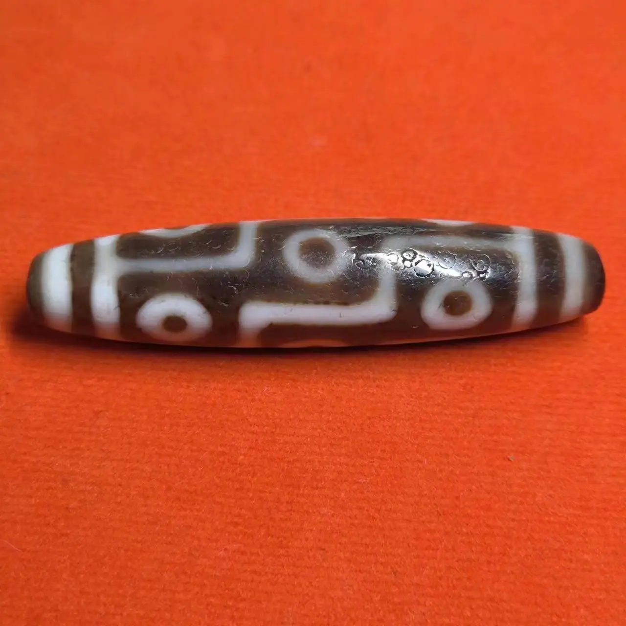 

1pcs/lot Natural Nine Eyes Old Agate Dzi Beads Black-brown ancient beads Handmade Horseshoe pattern exquisite Collection amulet