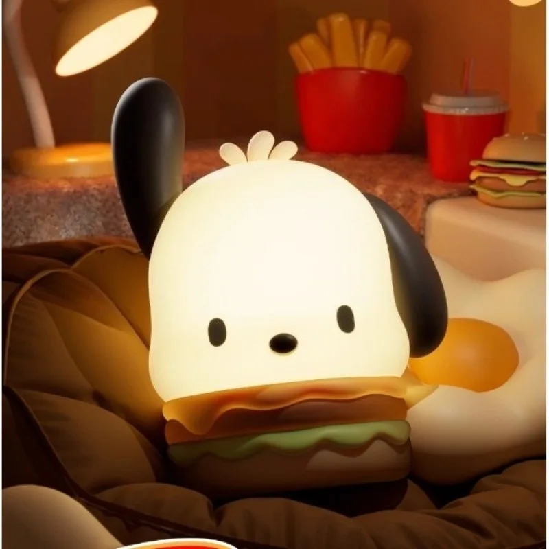 Pochacco Decoración de escritorio Dibujos animados LED Silicona. Luces nocturnas Iluminación Adornos Juguetes Vacaciones Regalos Fiesta Iluminación DIY