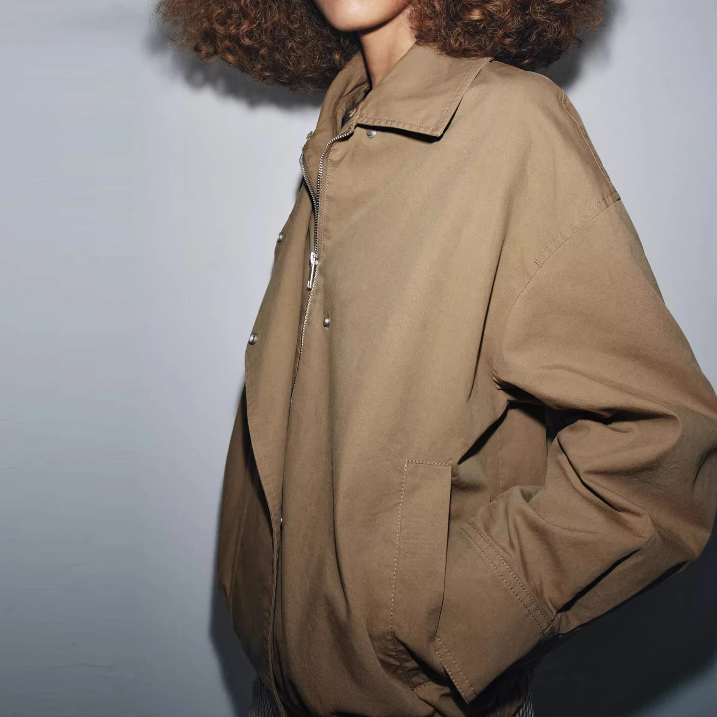 

Faionable Pilot Jaet Coat Women's Autumn 2025 Z Commute Sle Loose Fit Long Sve V-Ne Button Closure Coat