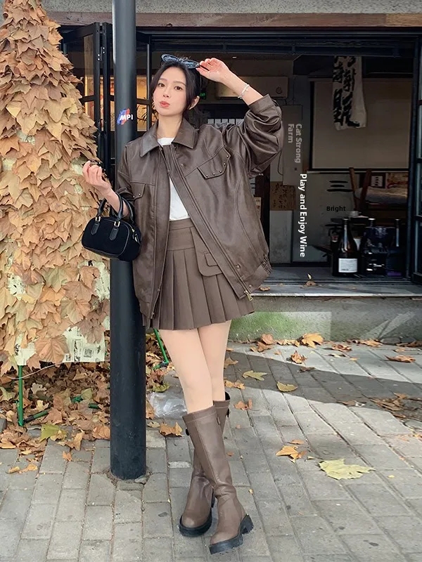 クールなPUレザー製ジャケット、レディース、コーヒー色、春秋新作、小さめサイズ、ファッショナブルな通勤風、キットデザイン