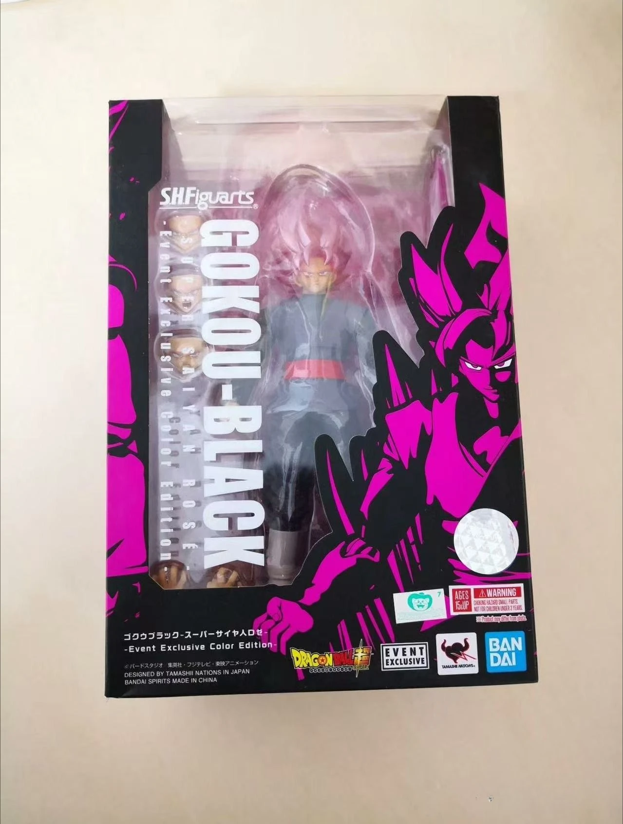 

Bandai SHF CJ Venue Limited SDCC Black Goku Peach Goku Zamas