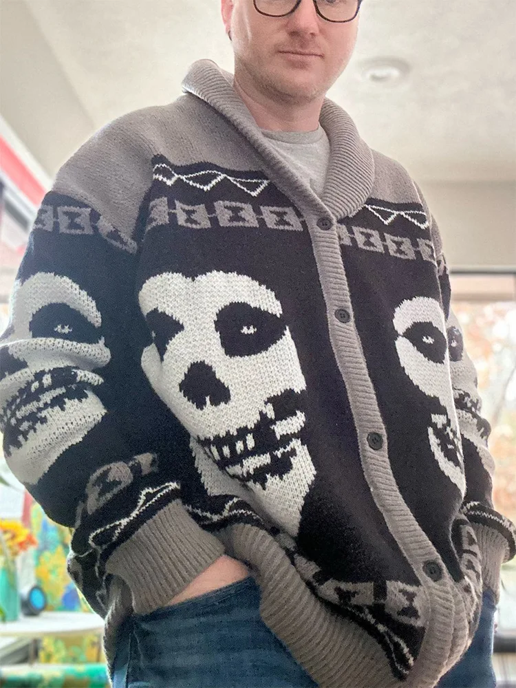 

High Street Fashion Harajuku Trendy Men and Women's Personality Y2K Fashion Loose Collar Button Knitted Cardigan Sweater street