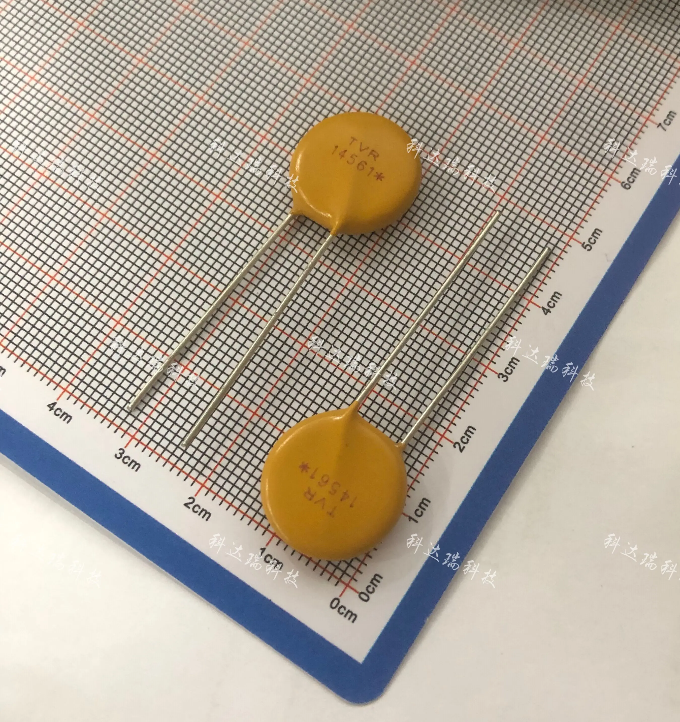 

50 шт./церистор высокой энергии TVR14561-D высокочастотное сопротивление перенапряжения 560 В 8KA