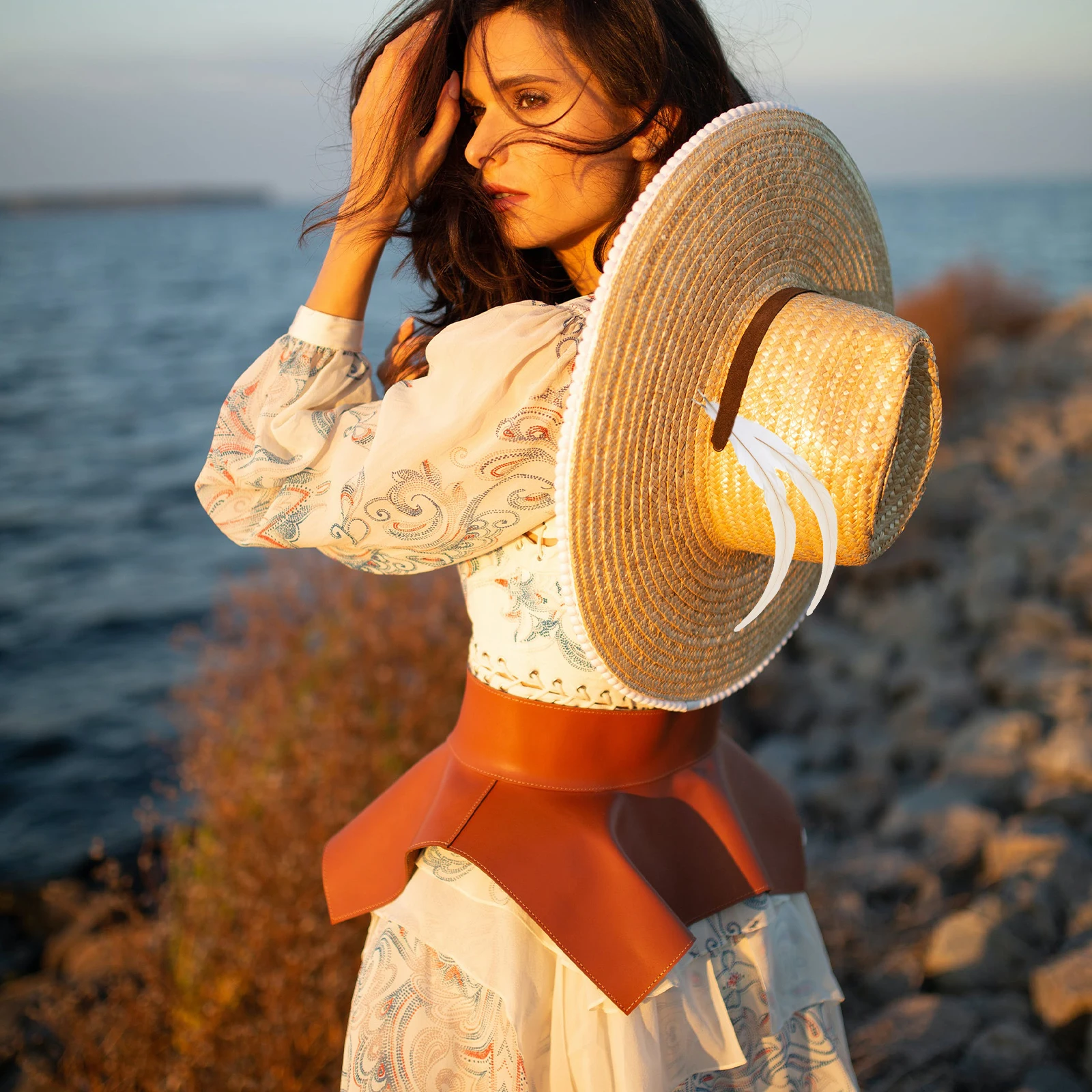 

50Pcs Natural Rooster 33-40Cm Light Luster Tail for DIY Craft Hat Decoration Wall Upholstery Home Furniture Making