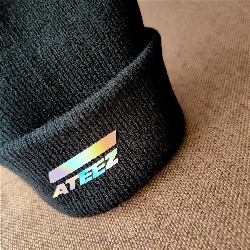 Kpop ATEEZ cappello personalizzato con Laser di lana lavorato a maglia Hongjoong Seonghwa San Jongho Yeosang collezione regalo per fan di cappelli