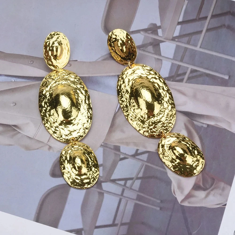 Vedawas golden/silvery Retro concave-convex texture oval alloy earrings，Exaggerated banquet wedding lady accessories