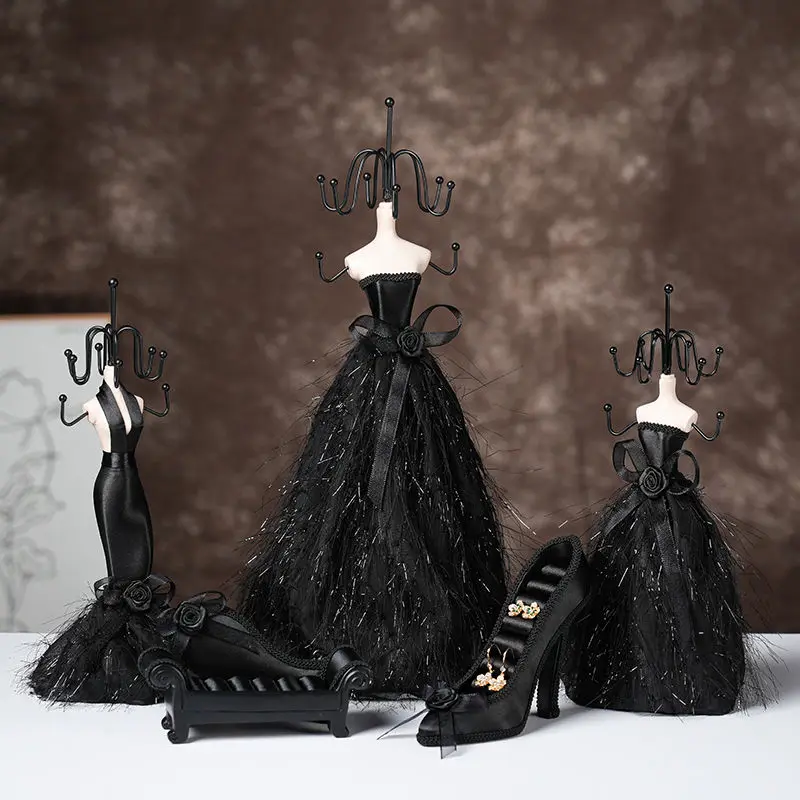 

Black Princess Style Jewelry Stand Holder Gothic Style Mannequin Earrings Necklace Display Organizer Ring Bracelet Storage Rack