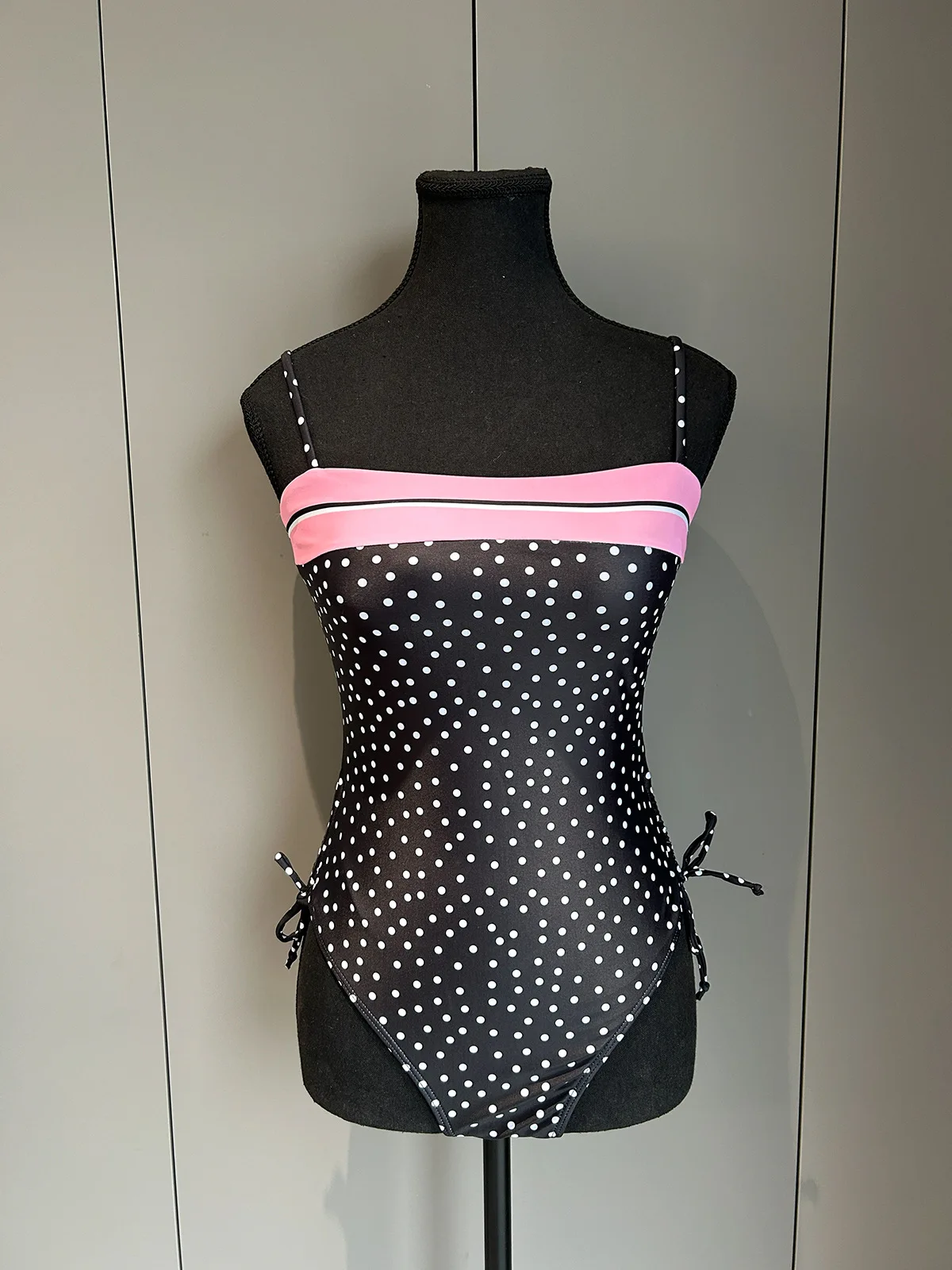 

Сексуальные купальники с принтом в горошек, цельные купальники розового цвета с лоскутным узором и завязками, купальники, пляжная одежда, боди, бикини, танкини