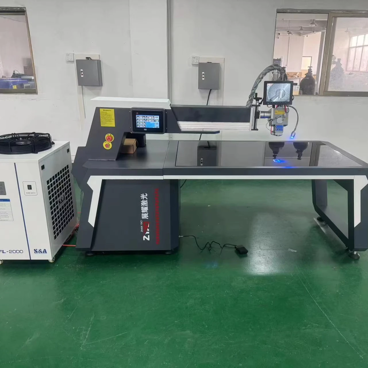 2025 آلة لحام ألياف الألومنيوم بالليزر السميكة #1