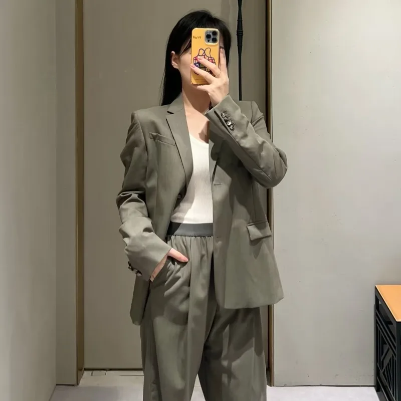 

2025 Autumn Women's Retro Green Slit Blazer and Elastic Waist Trousers Set, High-End Sexy Fashion Coat and Pants for Office Lady