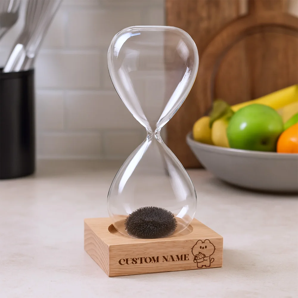 قطعة واحدة من قطة لطيفة مع طعام، اسم مخصص لسطح المكتب، زجاج مغناطيسي، ساعة رملية مع قاعدة مؤقت رملية مع قاعدة من الخشب الطبيعي
