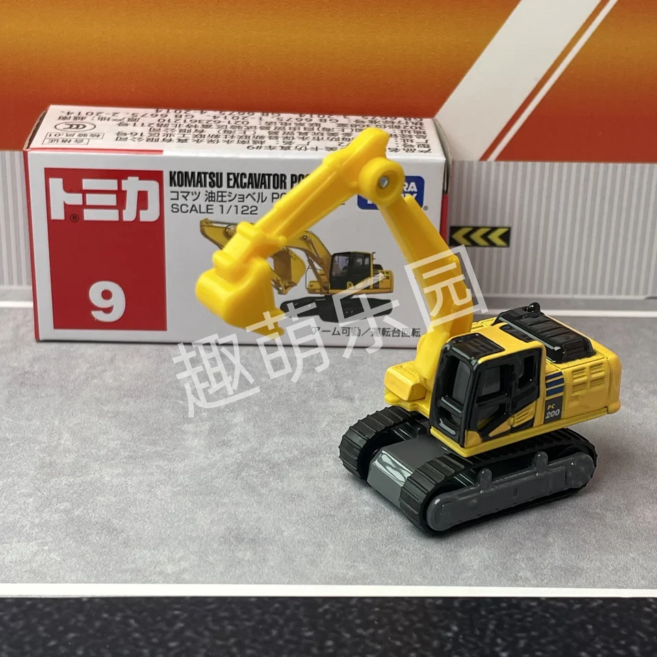 Original Takara Tomy Tomica Car 1/64 Diecast No.9 Komatsu