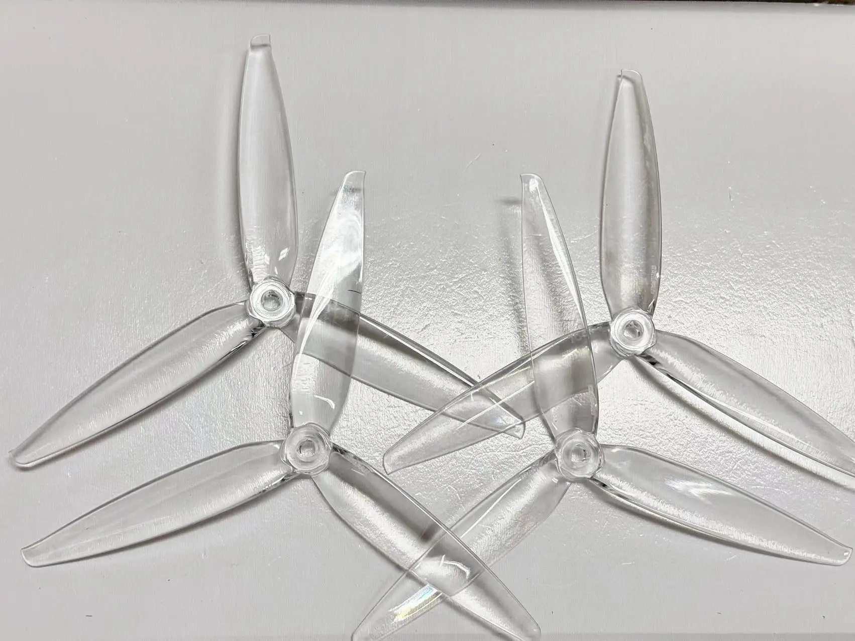 2 Paar 4 Kleuren Gemfan 7040 7.0x4.0 FPV PC 3 Propeller Propellerblad CW CCW As Door de Machine Meer Speciale Motor 2407