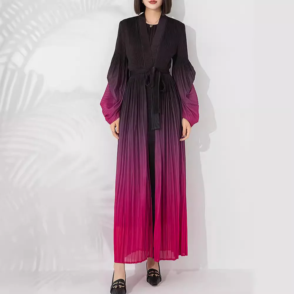 A two-piece suit for women Miyake Pleated Fashion sleeveless gradient dress + lace-up robe