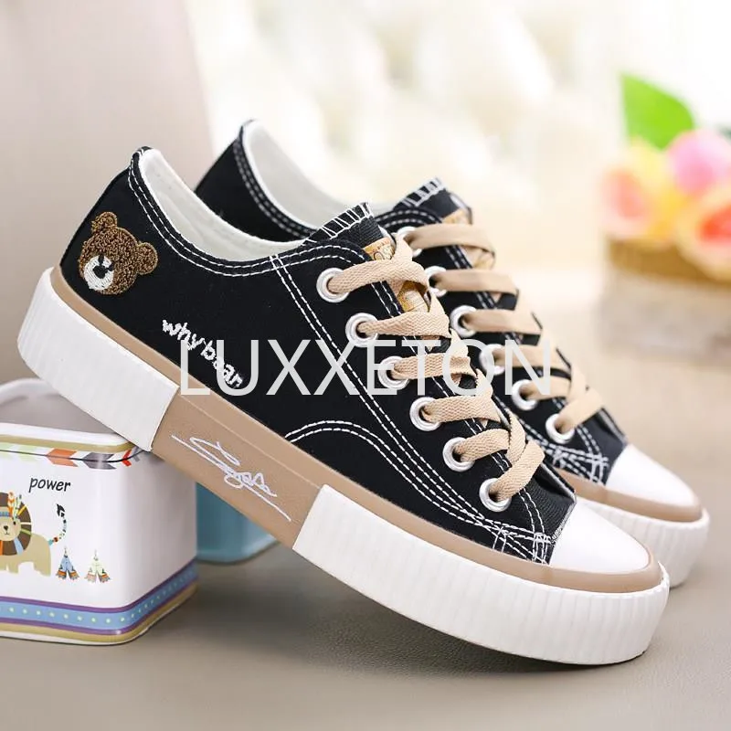 Women Canvas Flat Shoes Spring New Bear Canvas Women Breathable Fashion Lace Up Non Slip Soft Soled Casual Sports Shoes